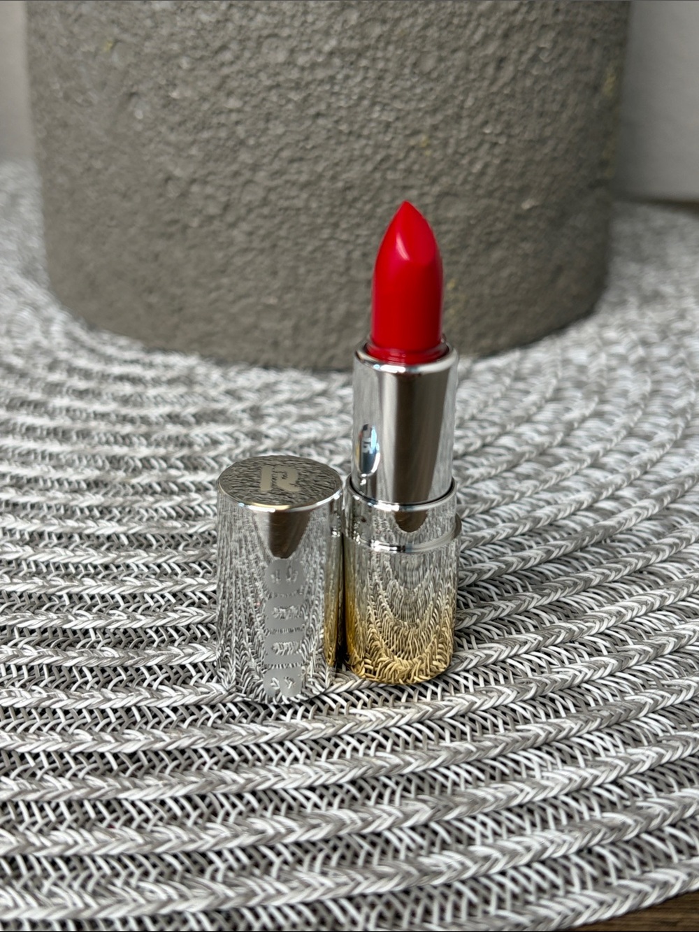 ❤️$5 NWT Rabanne Drama-lips Shade First Red Carpet 1g